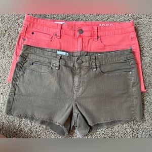 Two pair of Gap Summer Cut-offs☀️🍉